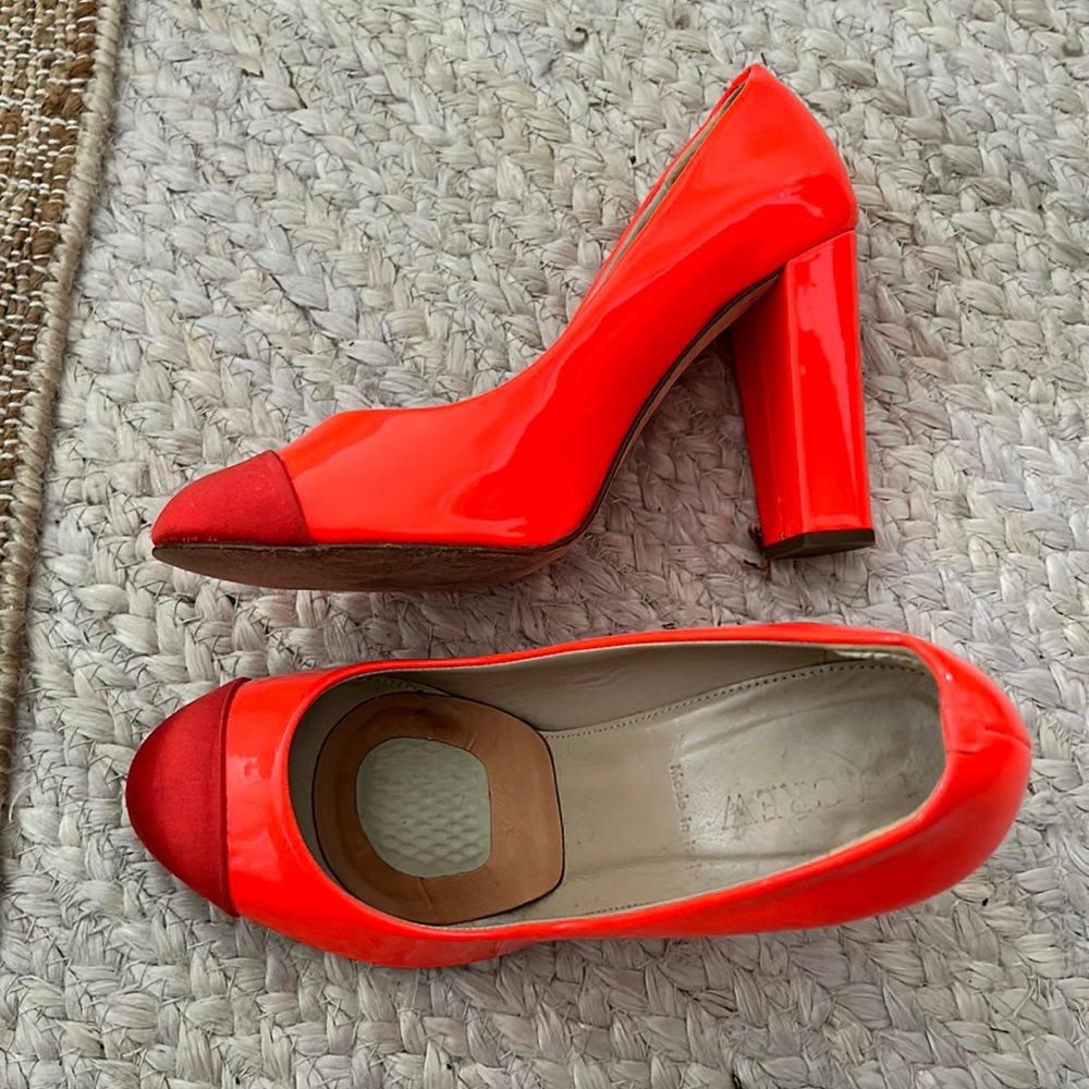 J.Crew Etta Pumps. Patent neon leather, size 7.5